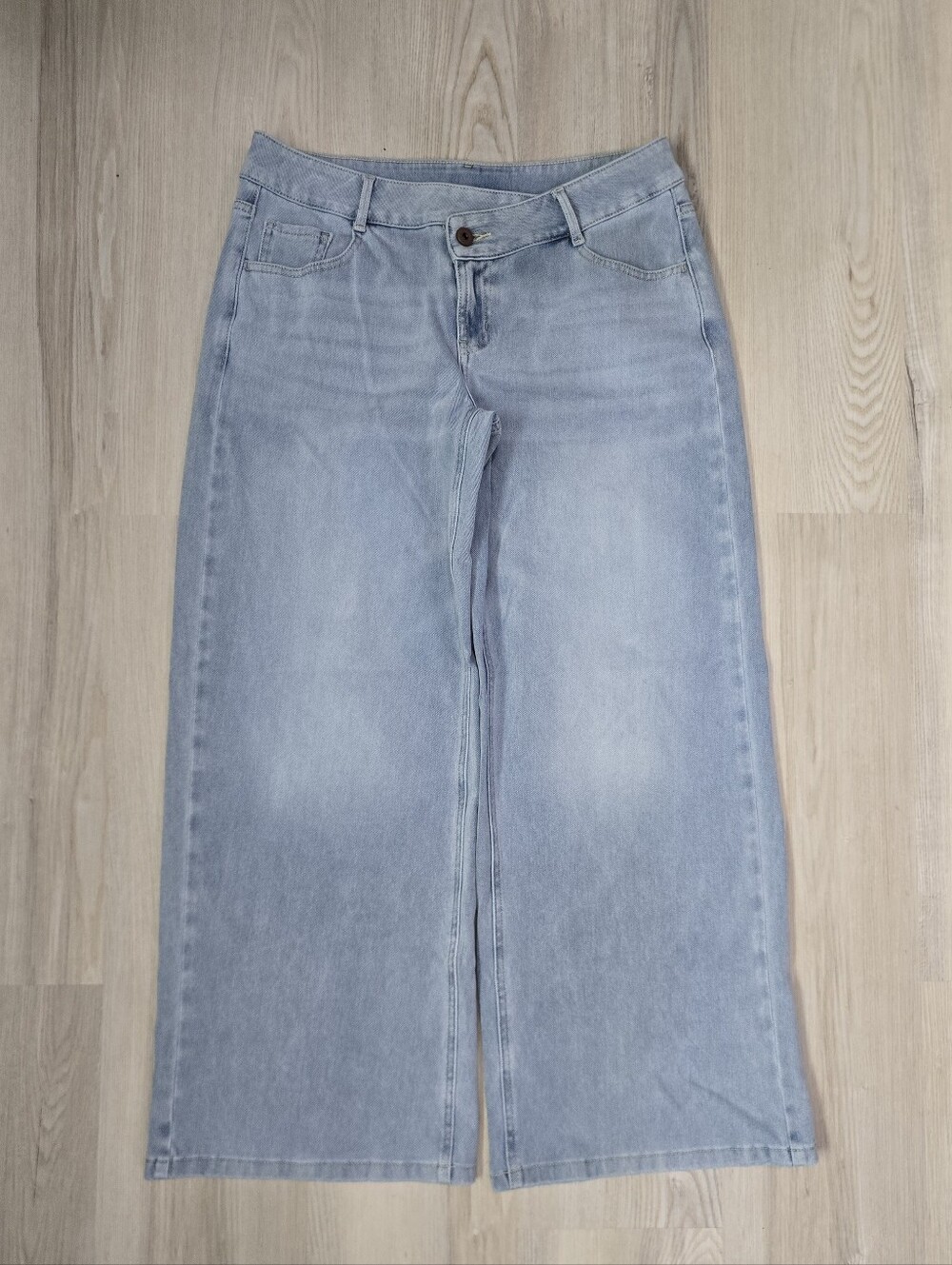 Halara Flex Asymmetric Low Rise Baggy Washed Jeans Size Small Petite